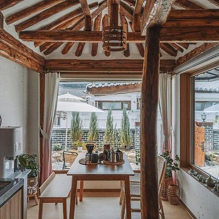 Hanokstay Haru Jeonju Exteriör bild