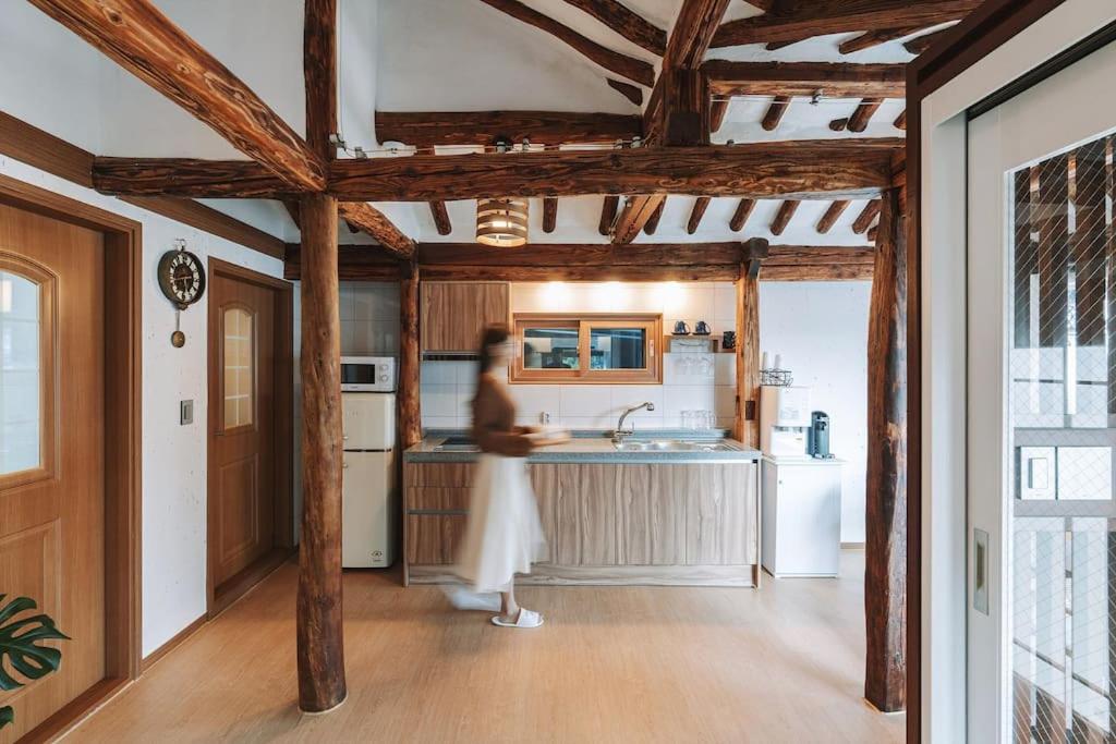 Hanokstay Haru Jeonju Exteriör bild